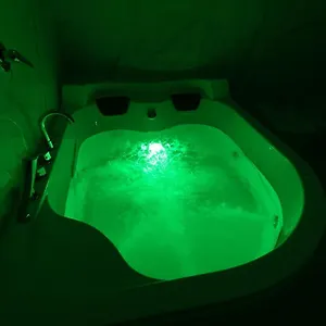My Brilliant With Jacuzzi 2 Steps From St Toledo , Napoli Italia