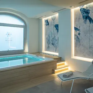 Tanit & Bed and breakfast